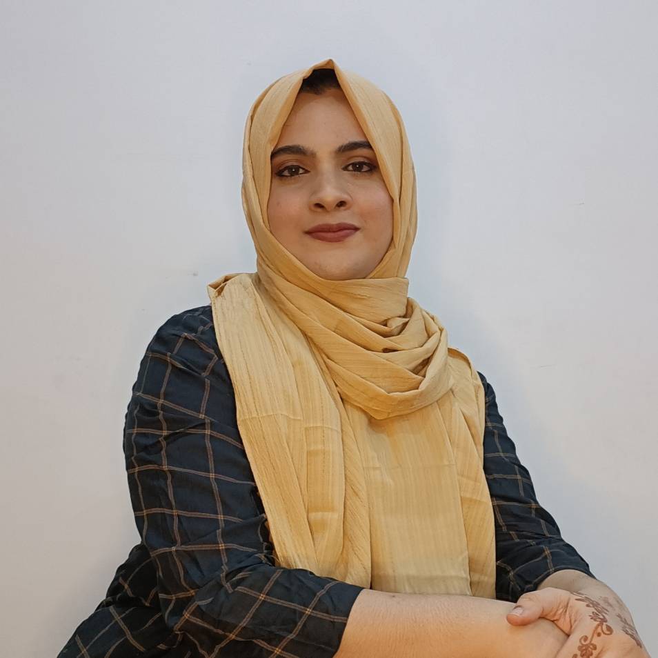 Dr. Hamna Labeeb